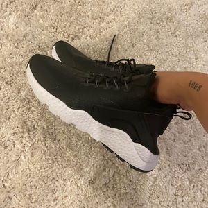 Nike Women’s Huaraches